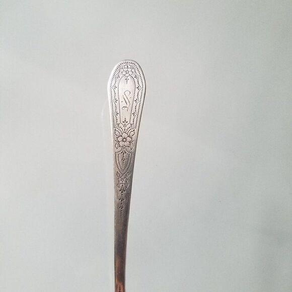 Vintage Oneida Community 1927 Paul Revere Pattern Silverplate Tea Spoon Monogram - Picture 7 of 11